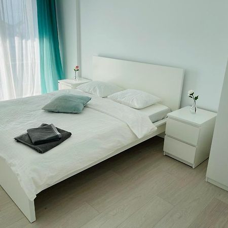 Galaxy Residence Villa Otopeni Eksteriør bilde