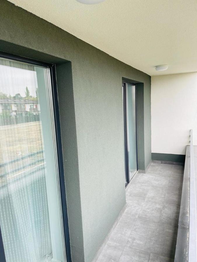 Galaxy Residence Villa Otopeni Eksteriør bilde
