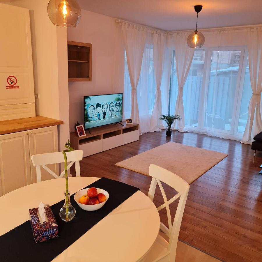 Galaxy Residence Villa Otopeni Eksteriør bilde