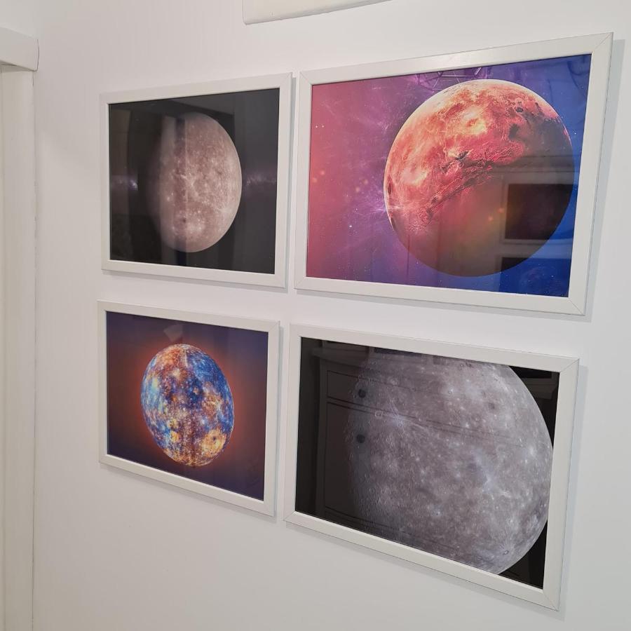 Galaxy Residence Villa Otopeni Eksteriør bilde