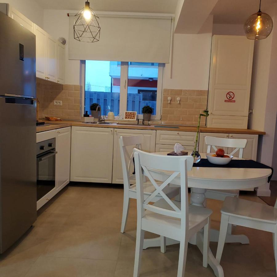 Galaxy Residence Villa Otopeni Eksteriør bilde